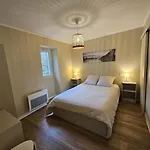 Feriehus Maison Perouge *