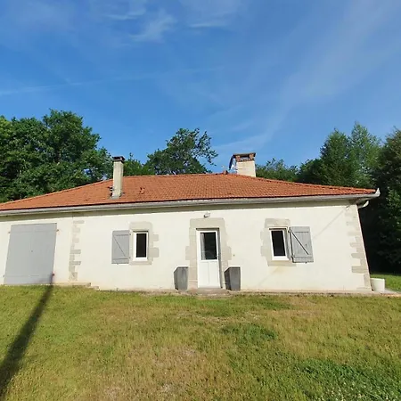Holiday home Maison Perouge *